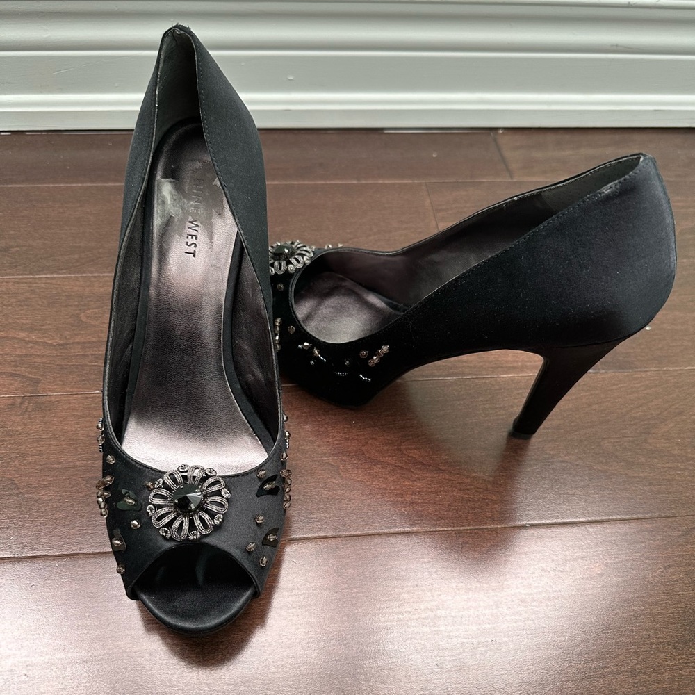 Jeweled Nine West Heels